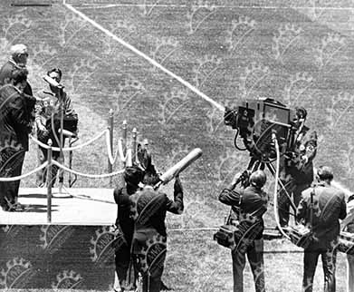 Mexico 1970 - Camarógrafo tomando el presidium